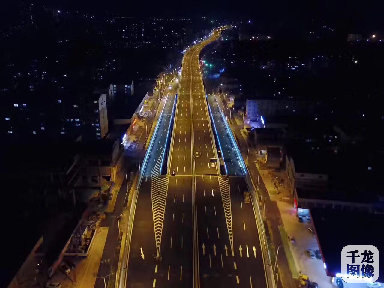 由北京城建道桥建设集团施工的济广高速济南连接线一期工程，经15个月的紧张施工将在6月30日正式通车。济广高速济南连接线PPP项目工程总造价11.248亿元，长8.5公里。